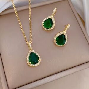 Stainless Steel Green Water Droplet Zircon Pendant Necklace Earrings Set